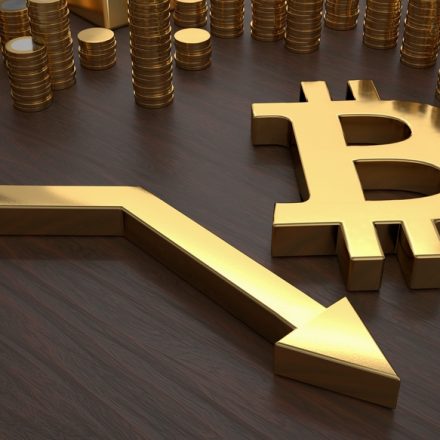 Bloomberg Intelligence: Bitcoin Bisa Turun ke $1.500