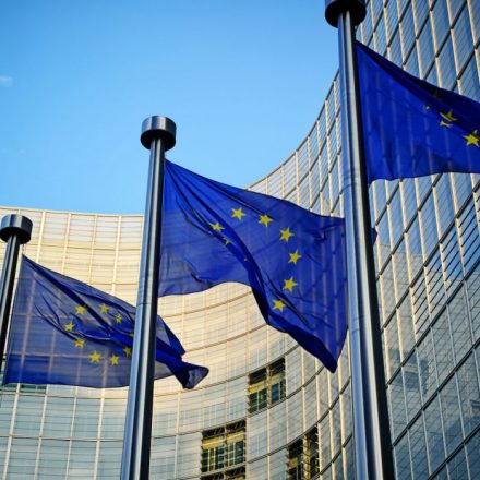 Bank UE Akan Terapkan Sistem Pembayaran Instan